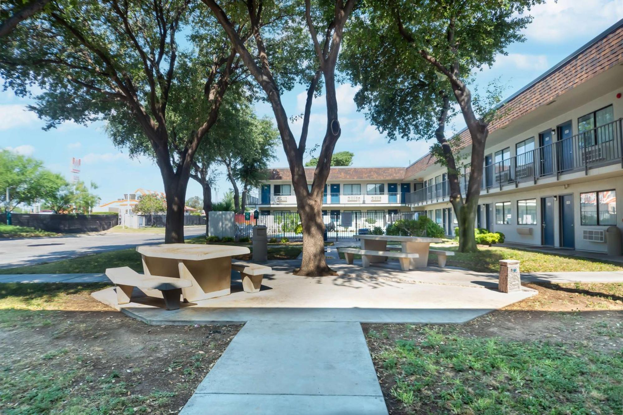 Motel 6-Del Rio, Tx المظهر الخارجي الصورة